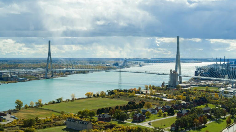 Trump's 'Much Better Deal' for Gordie Howe Bridge isn't much better ...