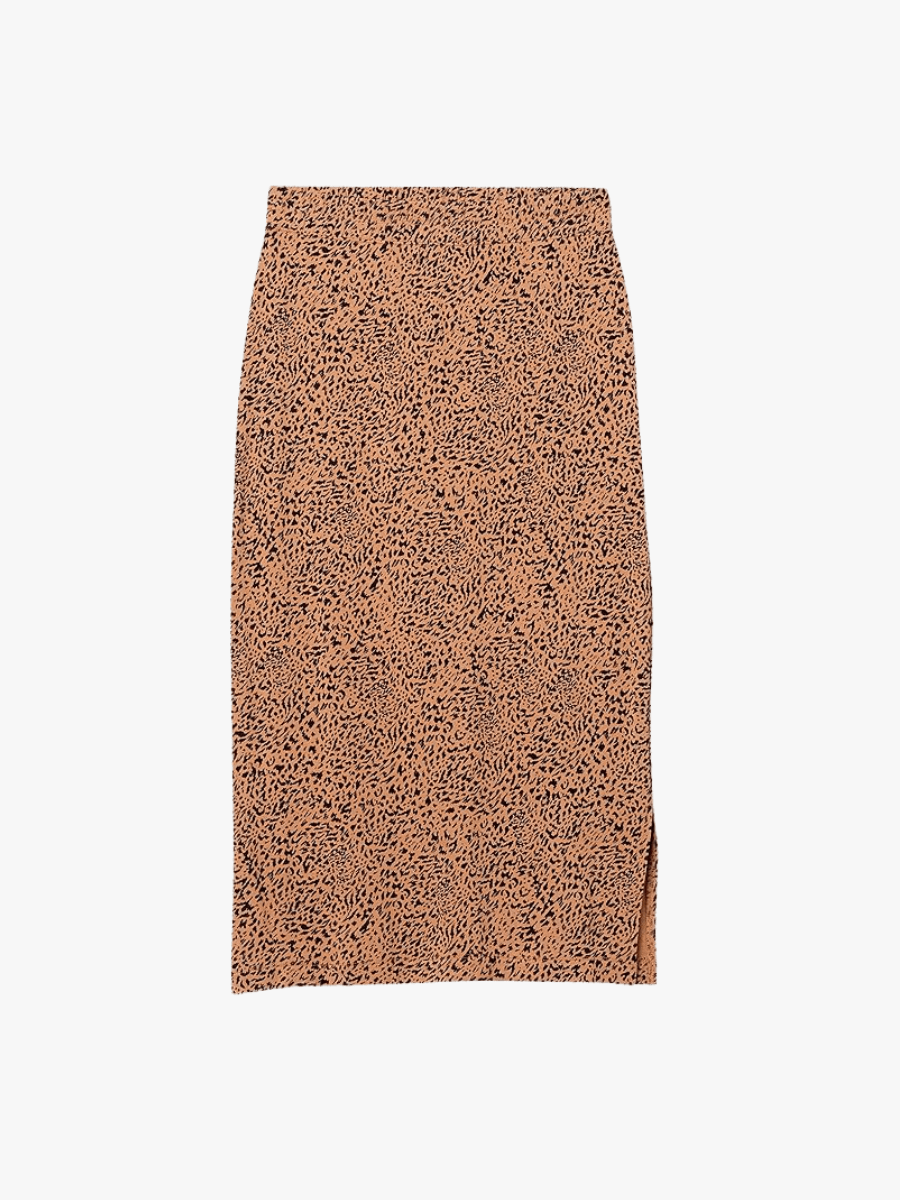 16 Best Petite Skirts That Actually Fit Women 5’4” and Under