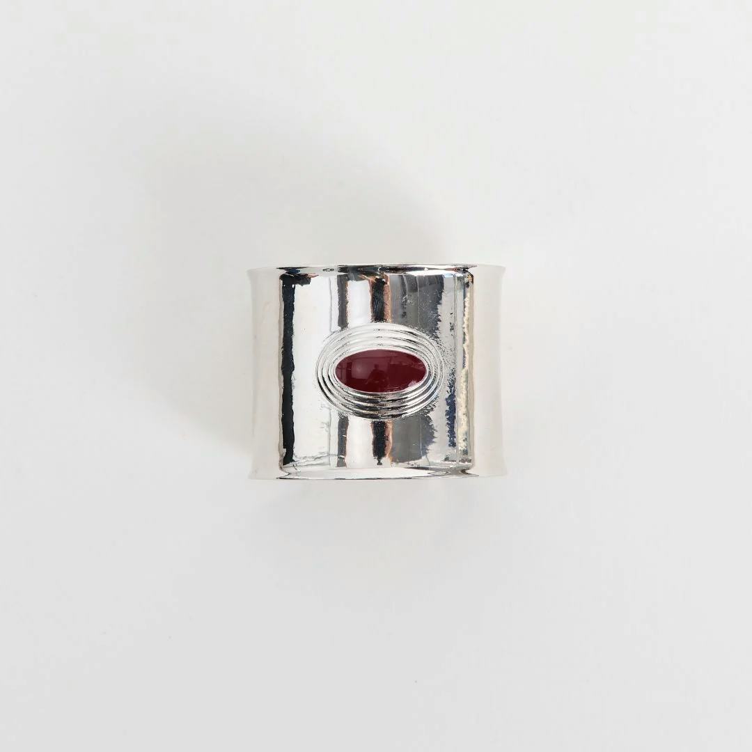 This Vintage-Style Jewelry Is Worth Investing In