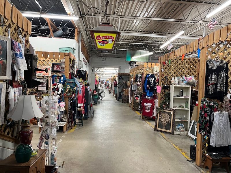 8. The Hitch n Post Flea Market