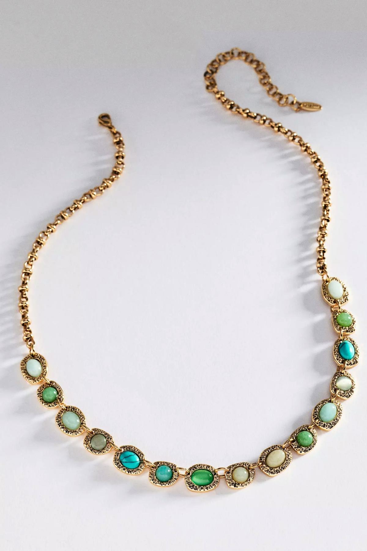 This Vintage-Style Jewelry Is Worth Investing In