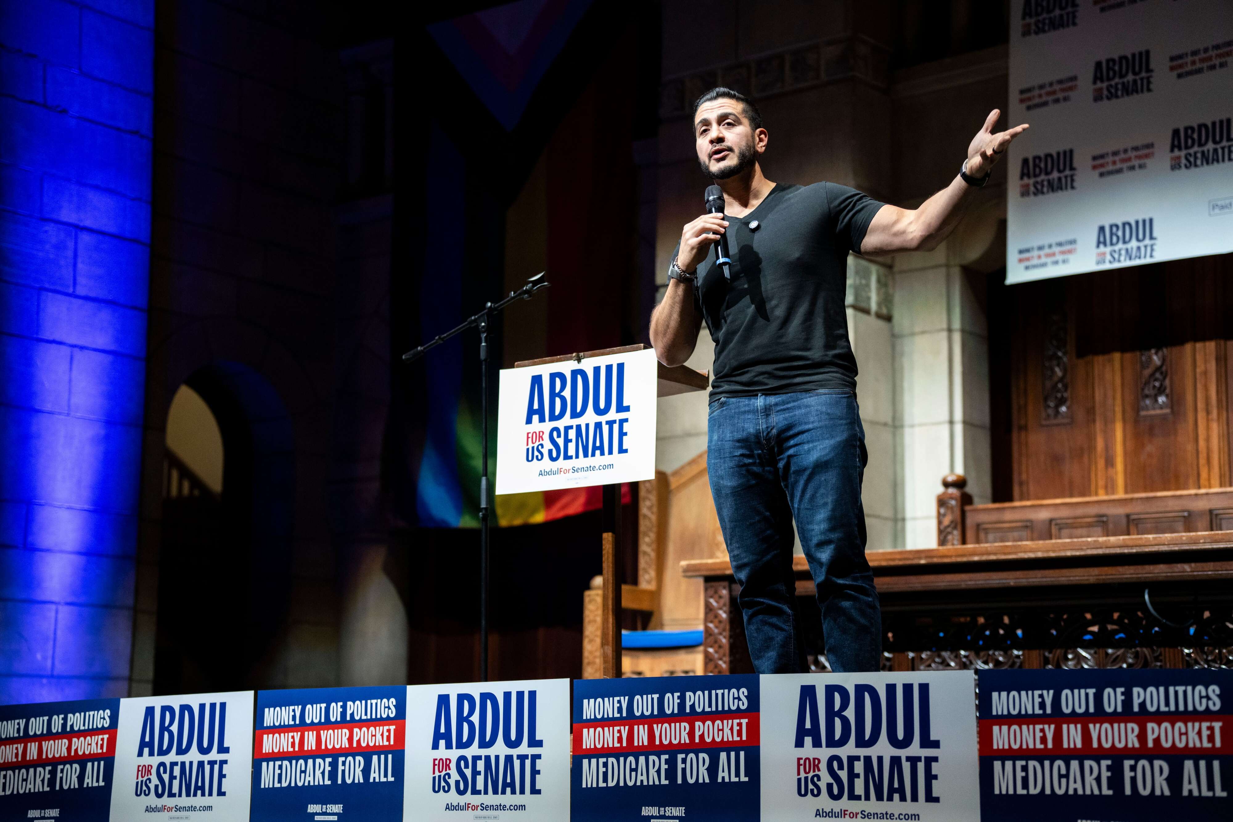 Bernie Sanders, AOC will rally in Michigan for US Senate candidate ...