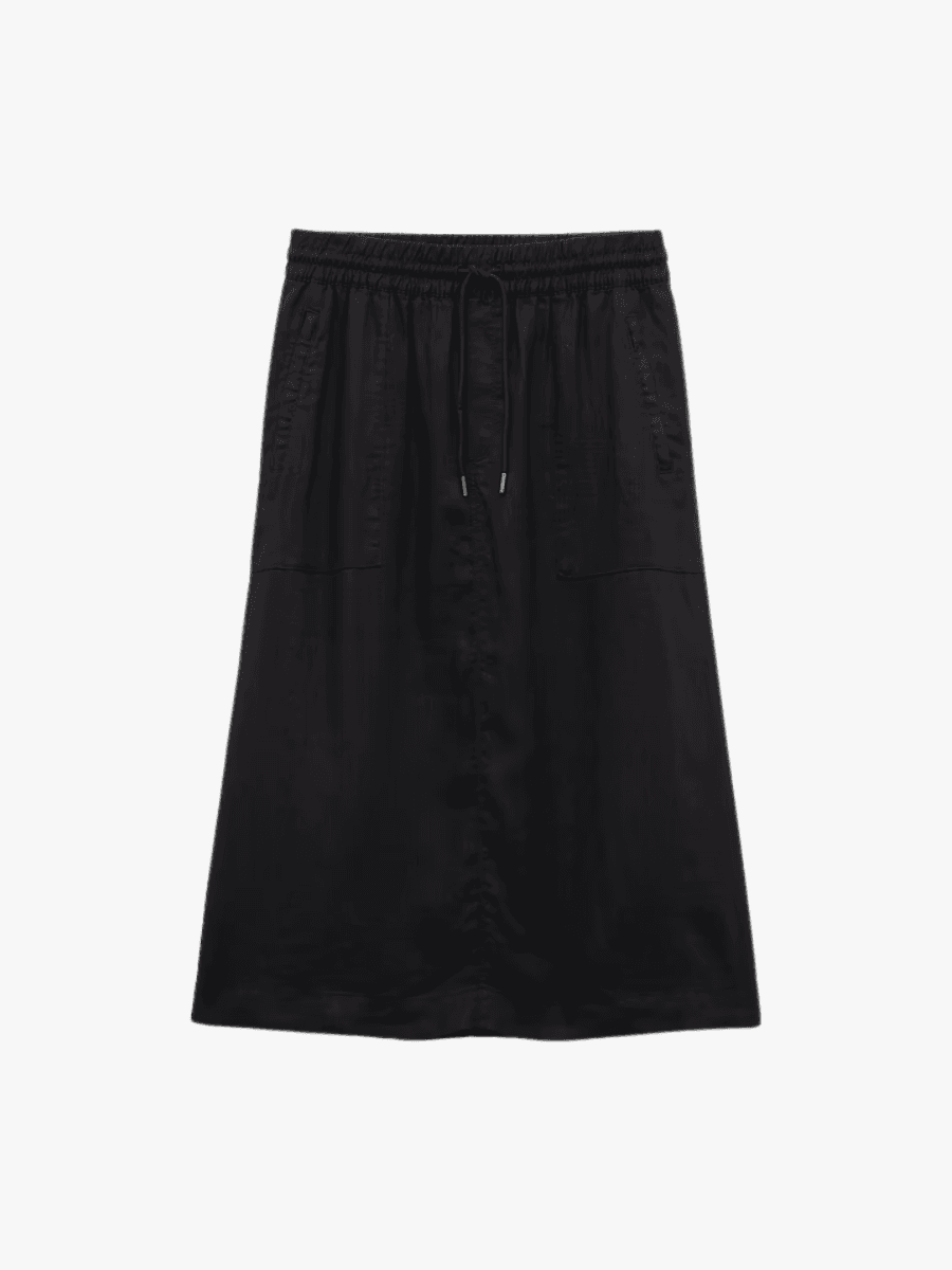 16 Best Petite Skirts That Actually Fit Women 5’4” and Under