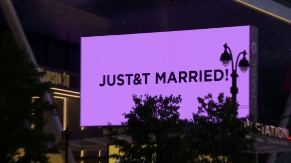 Taylor Swift and Travis Kelce are married. Here are the details