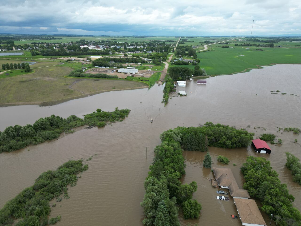 Military to help with Parkland flood response, emergency management ...