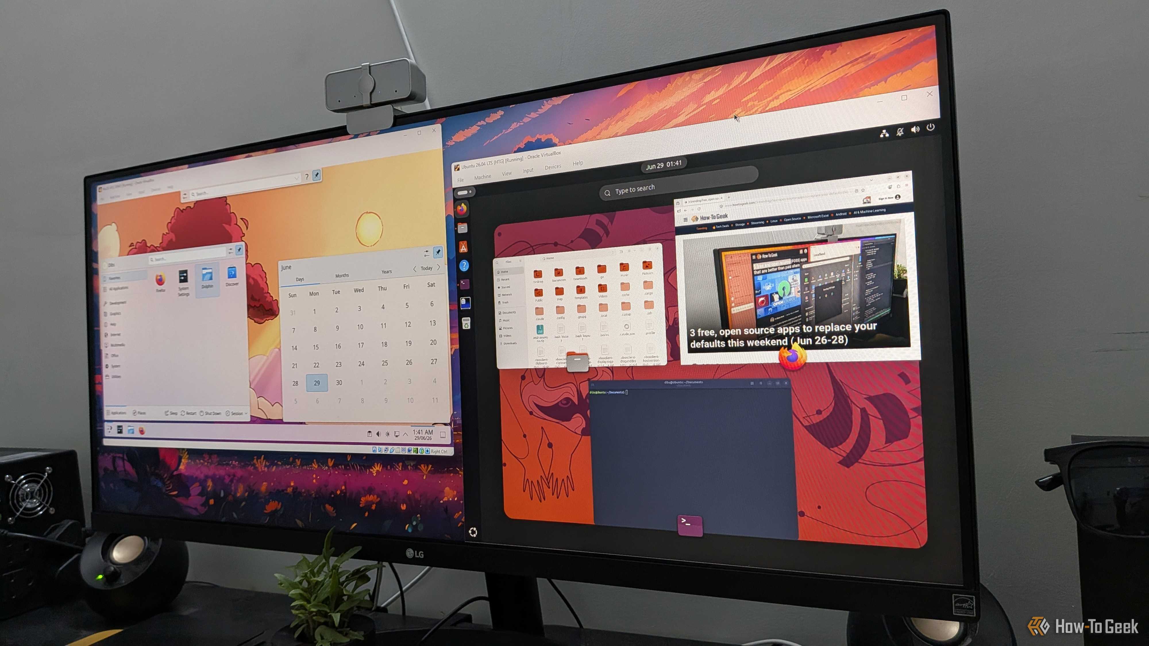 A Windows PC running two Virtual Box VMs one running KDE Plasma and the other GNOME.