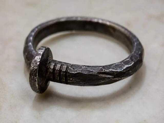 Understanding the significance of the Shani ring in astrology