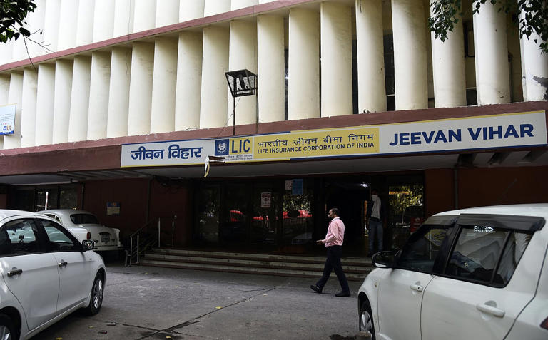 LIC allocates record Rs 59,726 crore bonus to policyholders in FY26