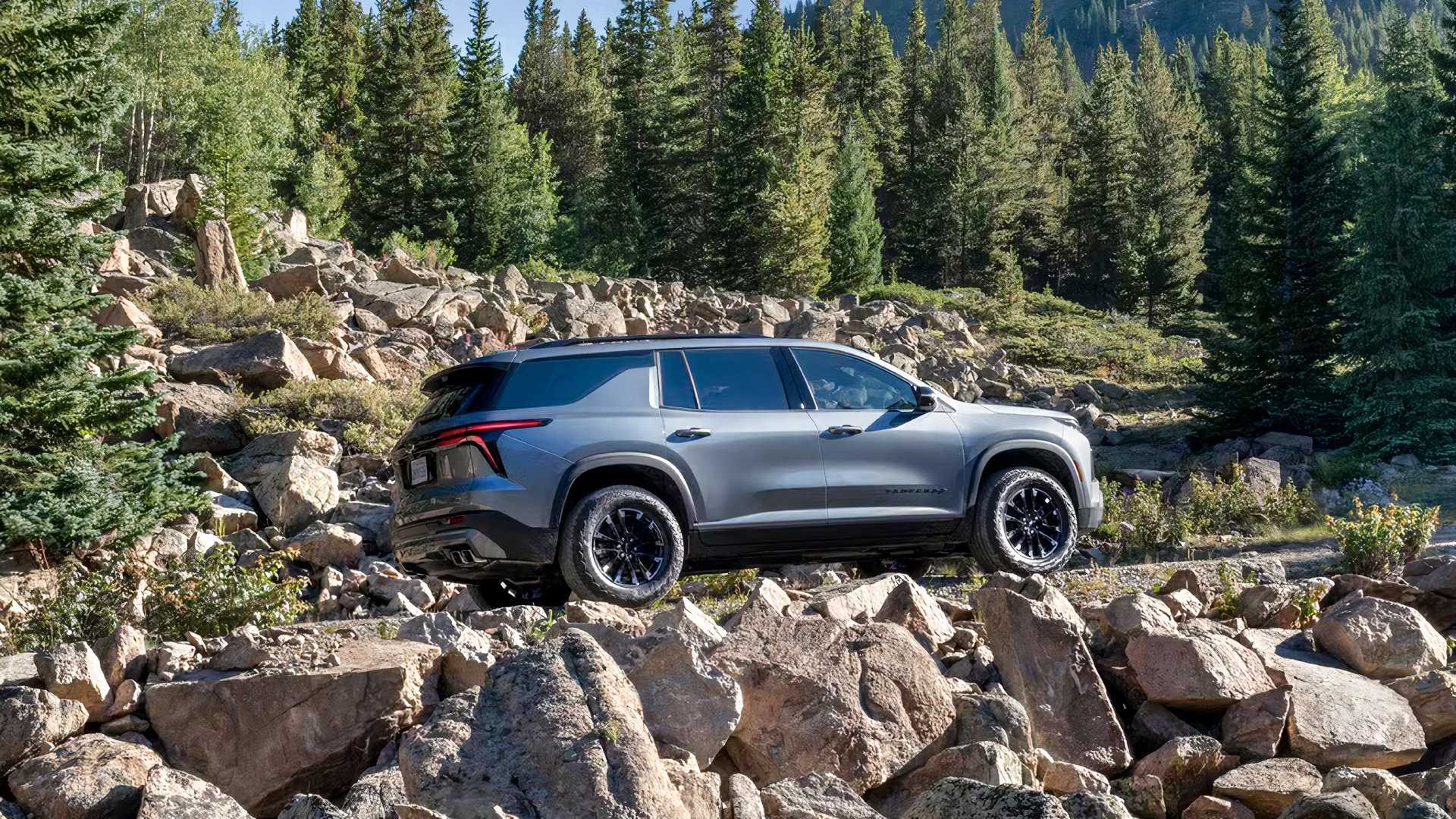 Rear 3/4 shot of 2026 Chevrolet Traverse parked off-road