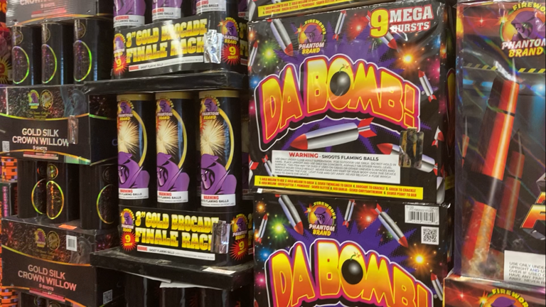 Here's where and when it's legal to shoot fireworks in Pensacola area