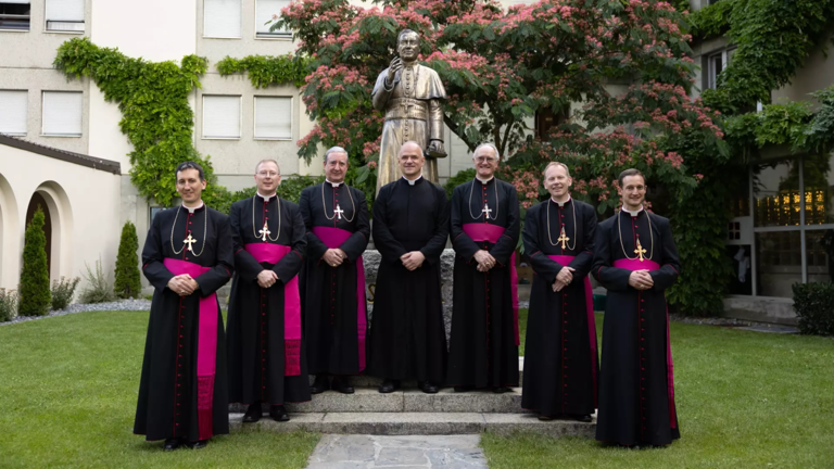 Excommunicated Catholic society defends role in letter to Pope