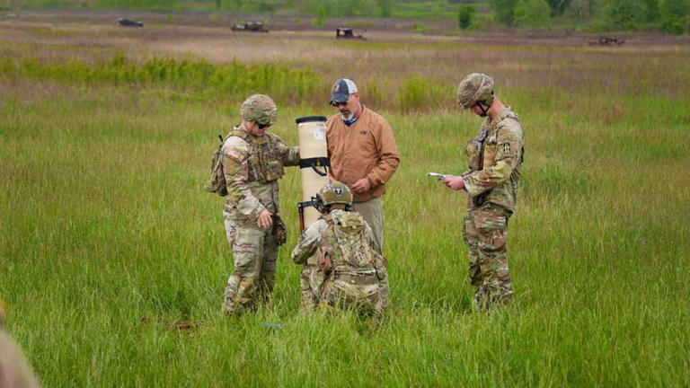 US Army awards $500 million contract to Switchblade drone manufacturer