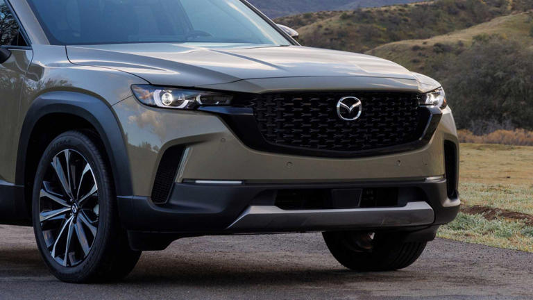 Mazda's $40K inline-six crossover embarrasses its downsized BMW and ...