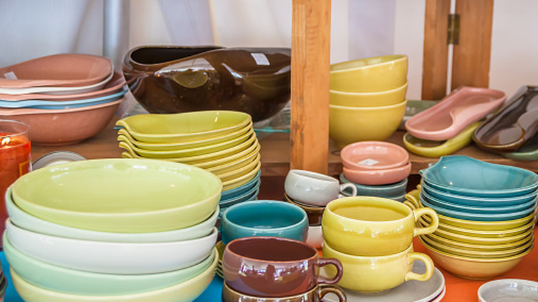 Californians loved it in the '30s — now it's the antique dishware brand everyone wants to find