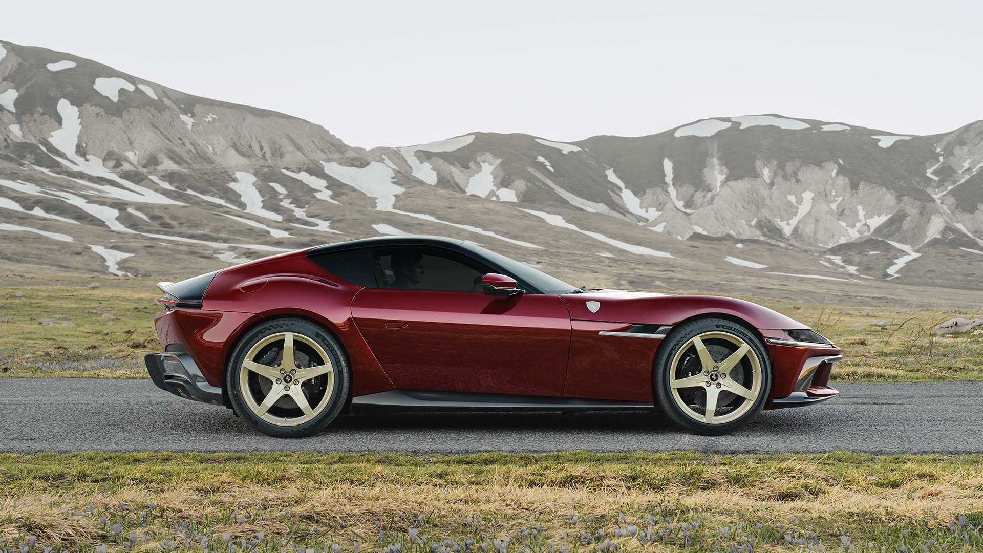 Ferrari 12Cilindri Manuale exterior - side view