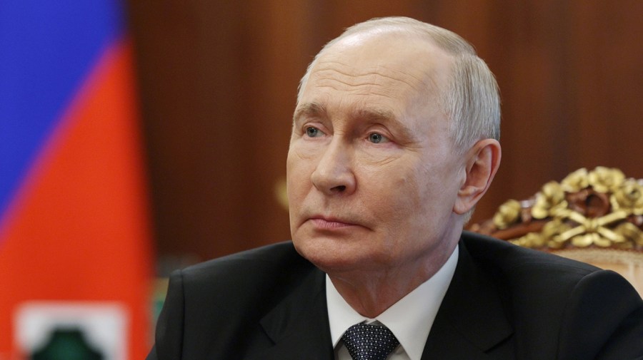 Opinion: In Ukraine, Putin is running out of time and options