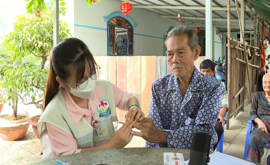 Khám chữa bệnh tại nhà, mở rộng quyền lợi BHYT