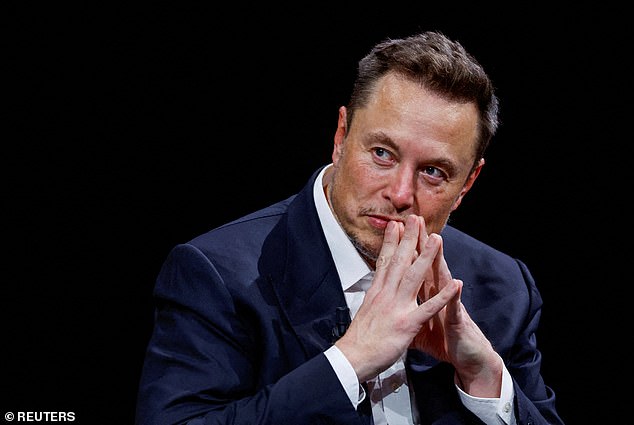 Elon Musk's Smartphone Ambition: SpaceX Eyes Mobile Network Launch