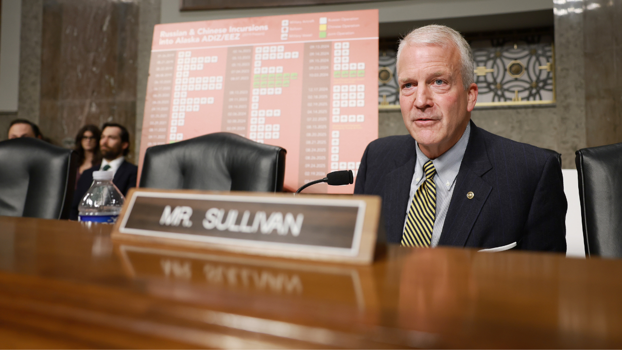 Democrat's debate cue cards steal spotlight in high-stakes Senate clash