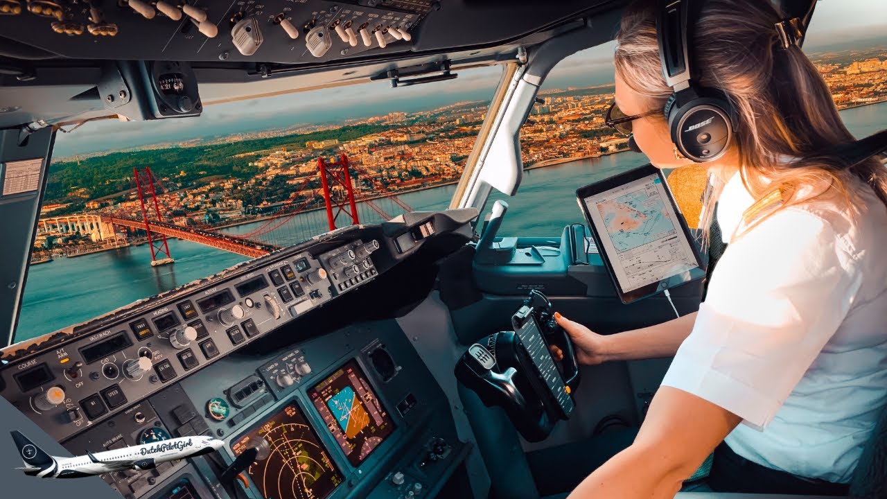 cockpit-view-landing-in-lisbon