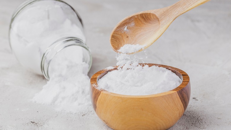 Boost Your Tomato Harvest With This Simple Baking Soda Trick