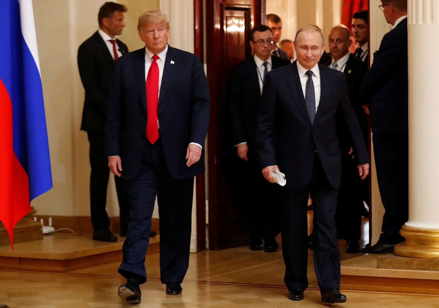 Trump offers to help Putin find deal with Ukraine, also speaks with Zelenskiy