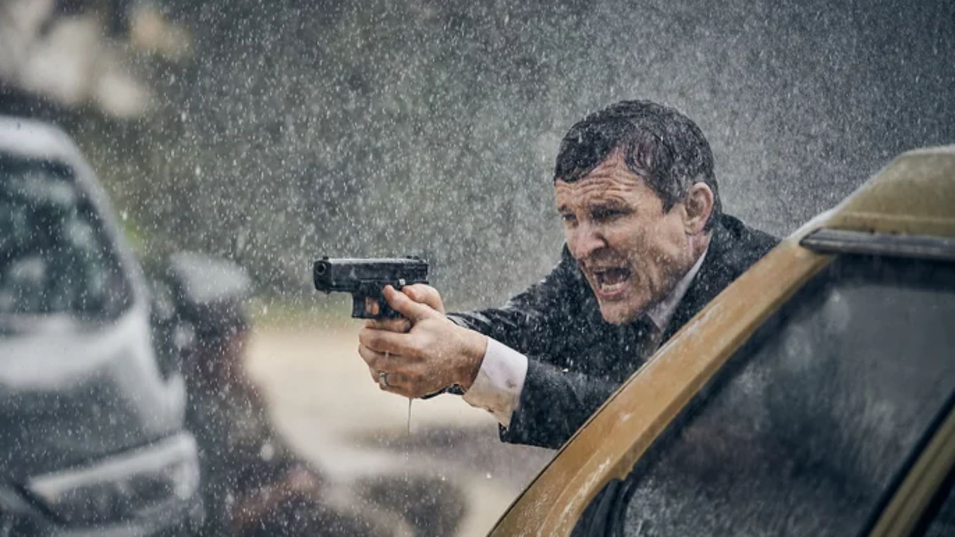 Netflix's 'Guy Ritchie-esque' crime thriller makes for a perfect ...
