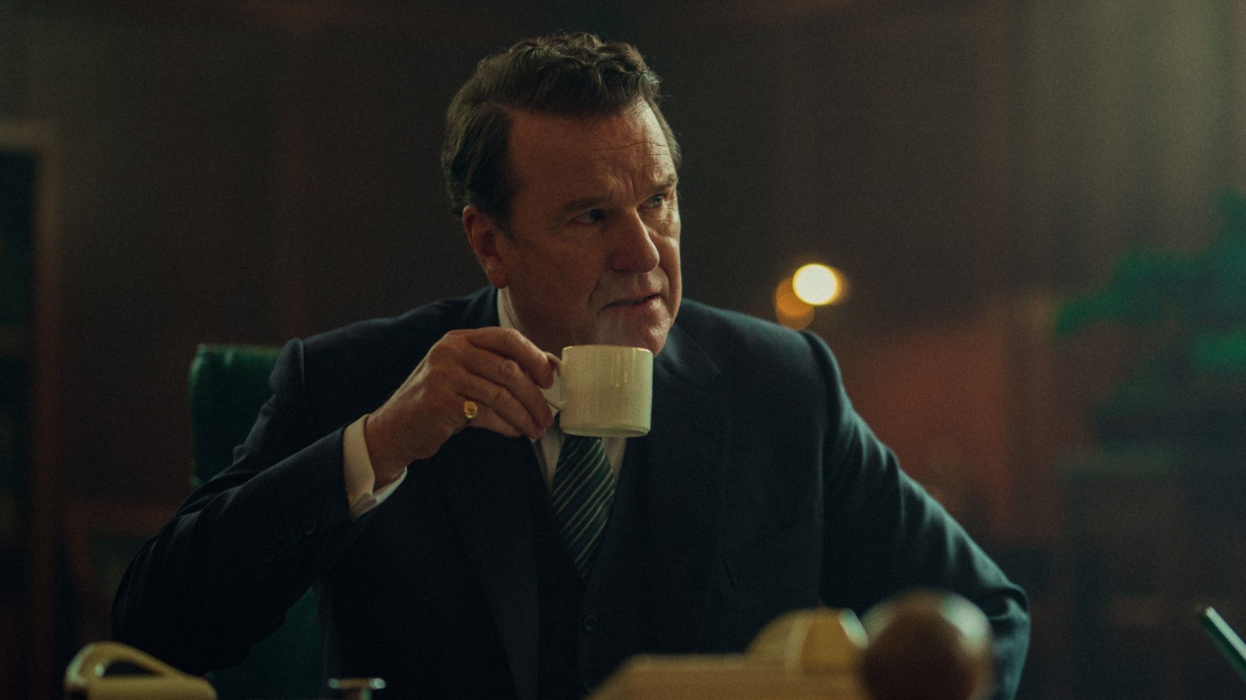 Netflix’s 97% RT hit thriller is Guy Ritchie meets Martin Scorsese