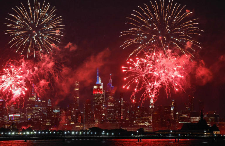 Macy’s Fourth of July fireworks spectacular light up the NYC sky
