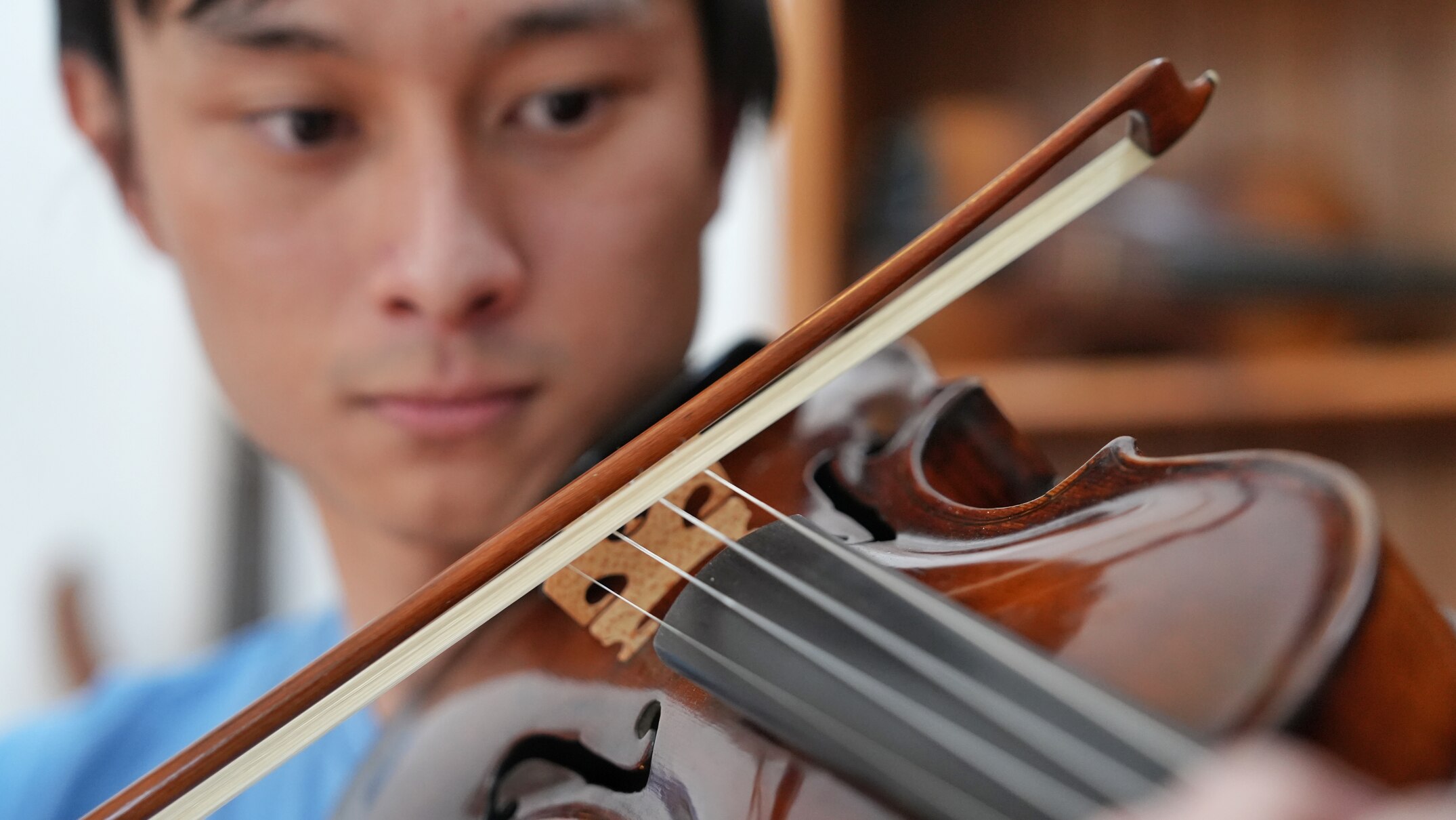 Mystery violin willed to Canberra Youth Orchestra has style dating to ...