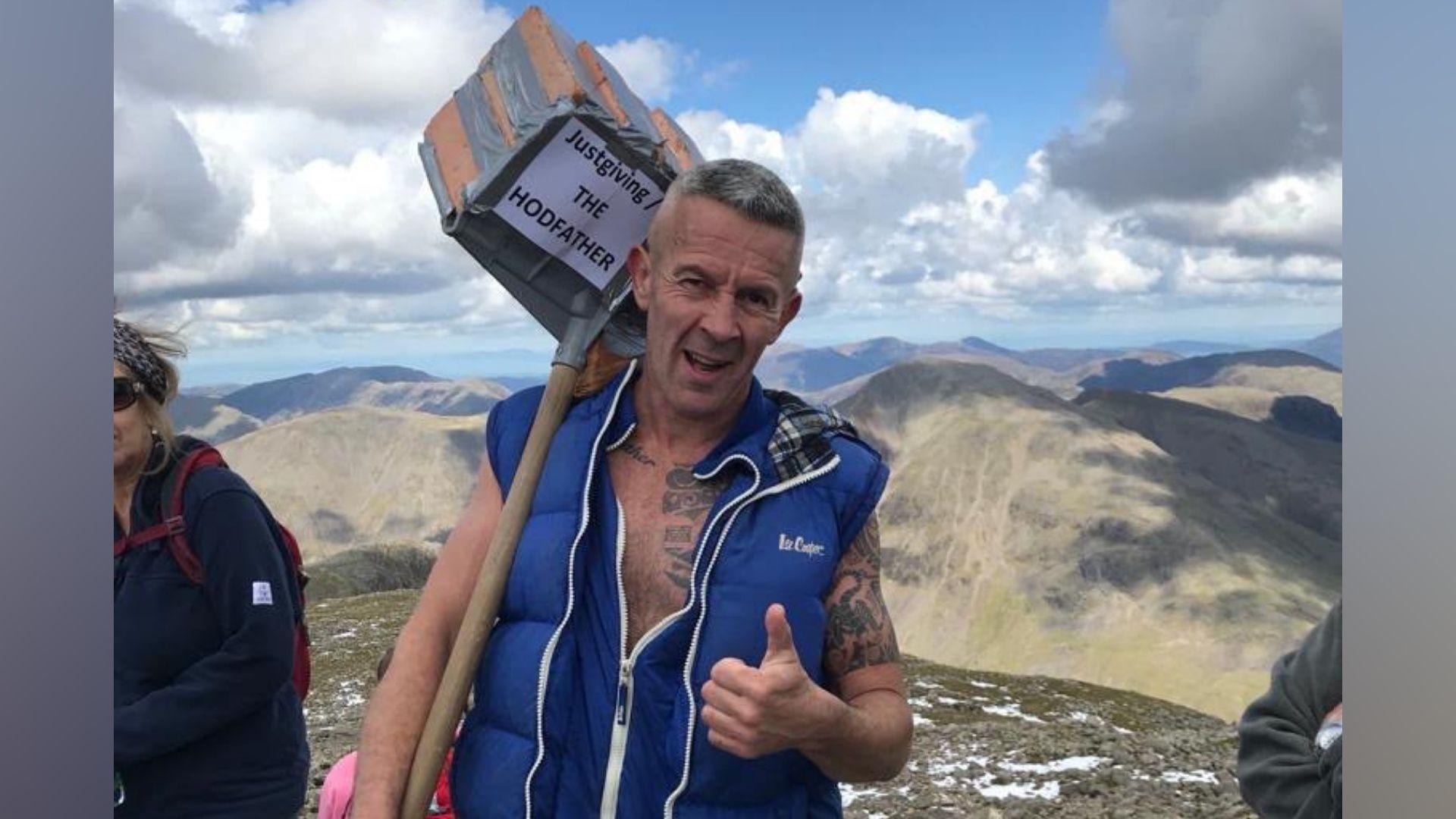 Man to haul 30kg of bricks in 31-mile charity walk