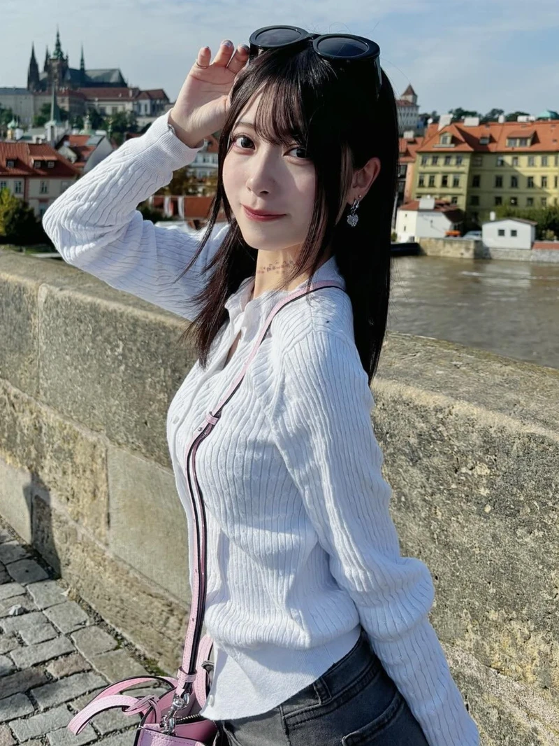 Ngọc nữ bị bắt
