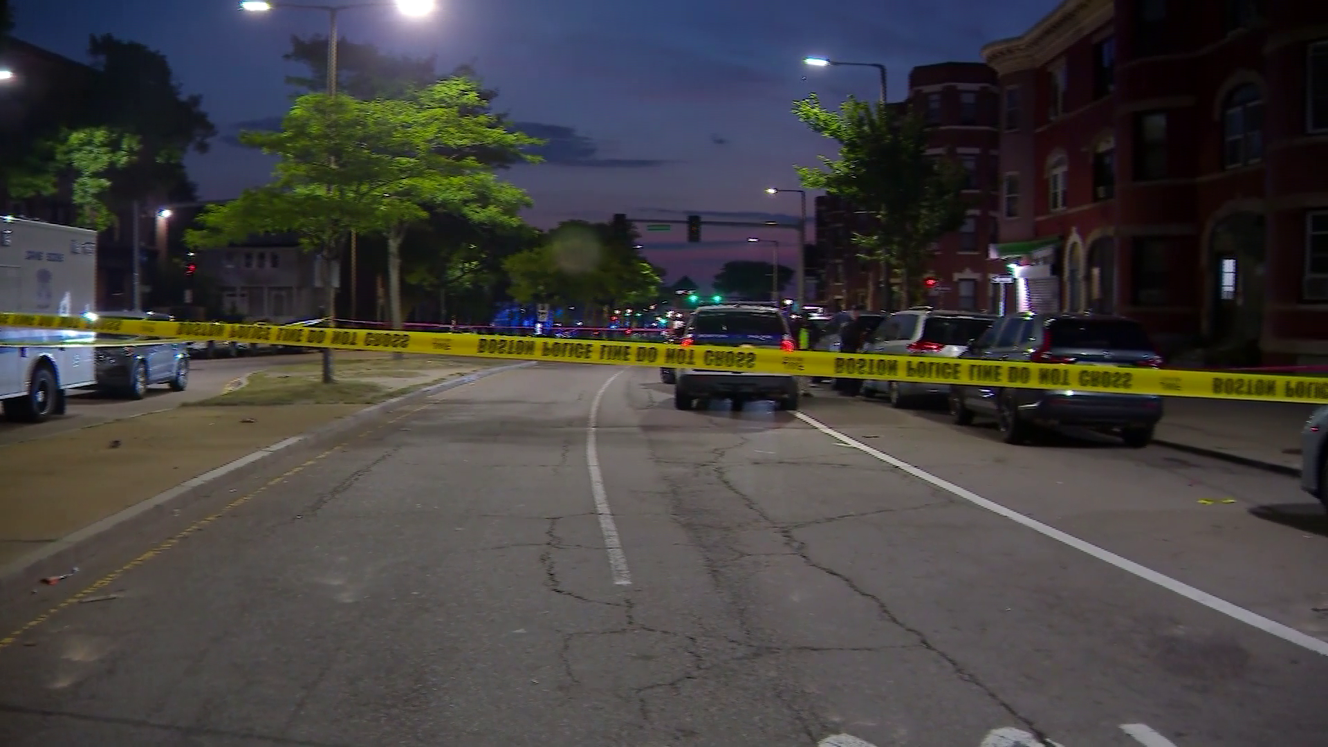 Series of 5 overnight shootings in Boston leave at least 2 dead