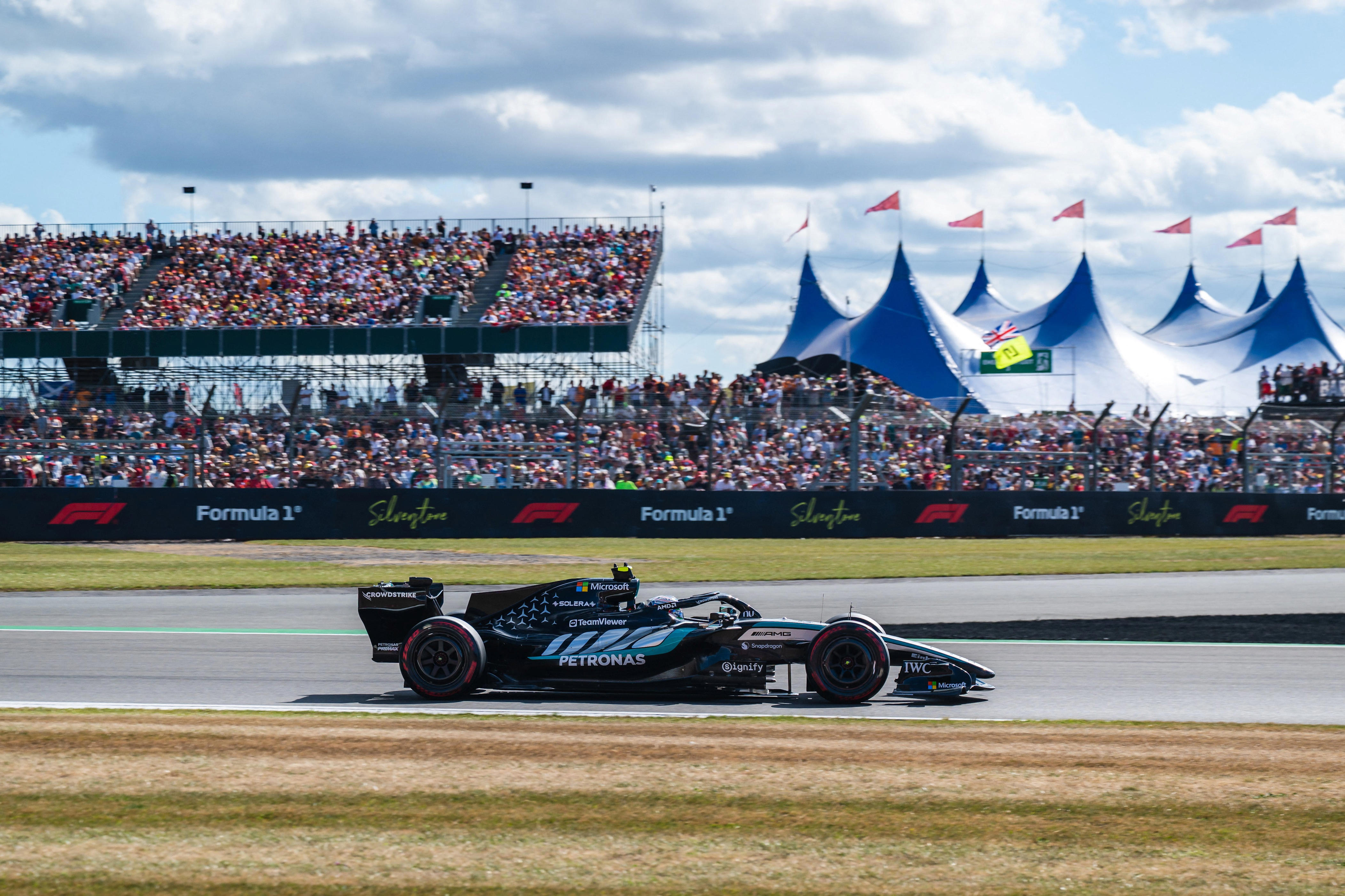 Formula 1 starting lineup for race at Silverstone in July 2026