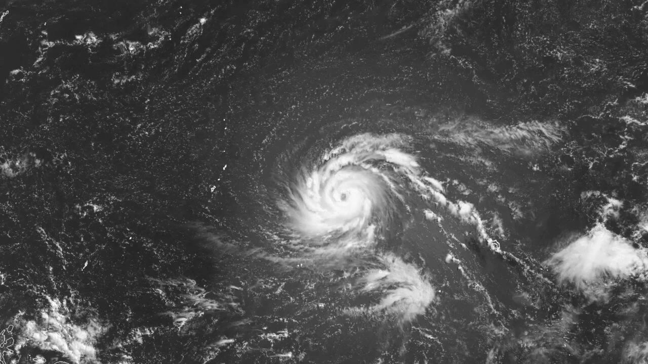 Very dangerous super typhoon Bavi barrels towards US Pacific islands ...