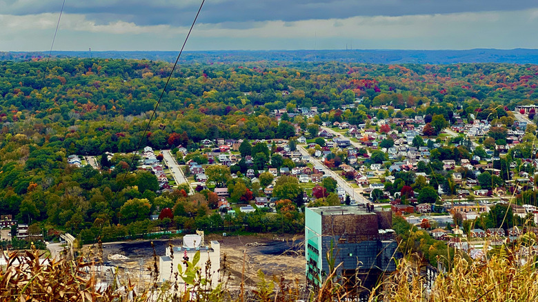 Pennsylvania's lush Pittsburgh suburb has green spaces, local ...
