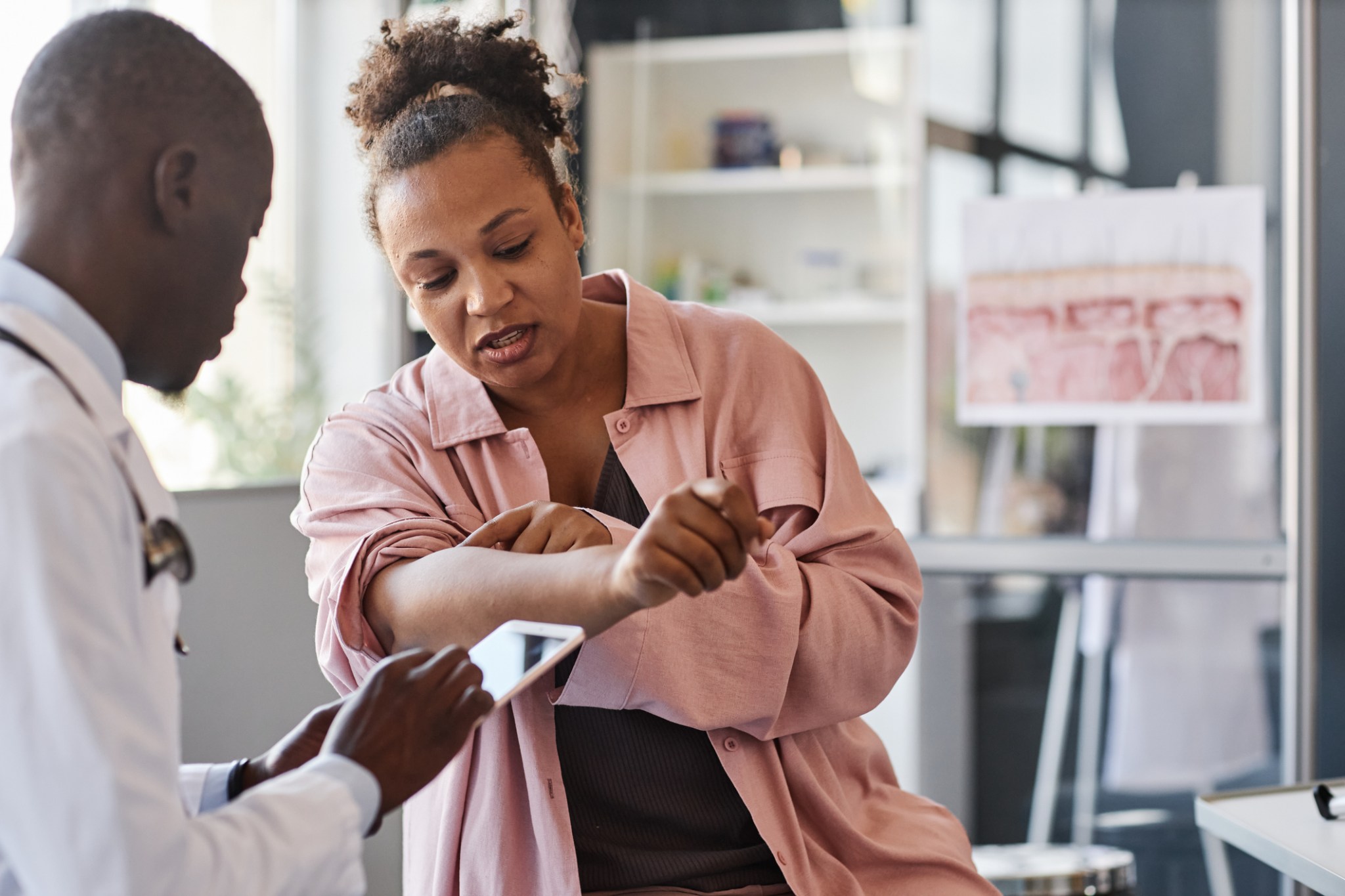 I'm a doctor, here are the hidden signs you could have an autoimmune ...