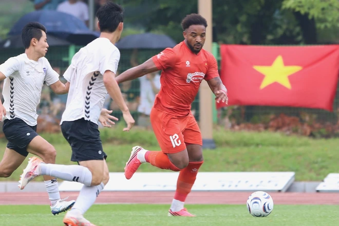 Xuân Son, Hoàng Hên, Đình Bắc ghi bàn, tuyển Việt Nam thắng 6-0 đội hạng ba Hàn Quốc