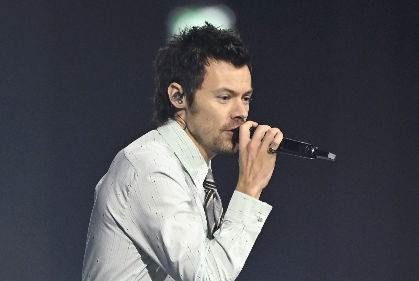 One Direction fans sobbing as late Liam Payne’s parents share support for Harry Styles