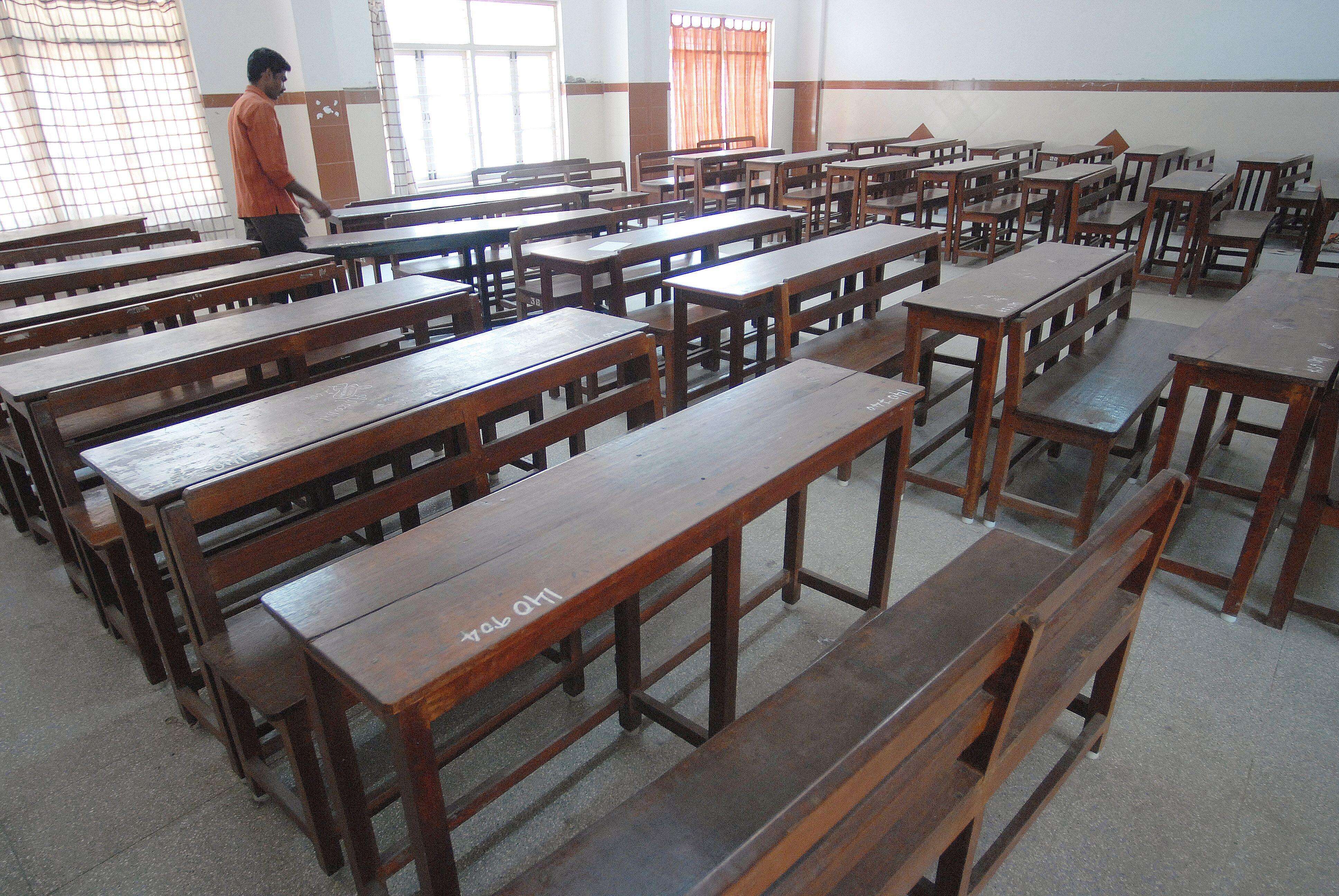 Gujarati-medium ENGG courses find no takers