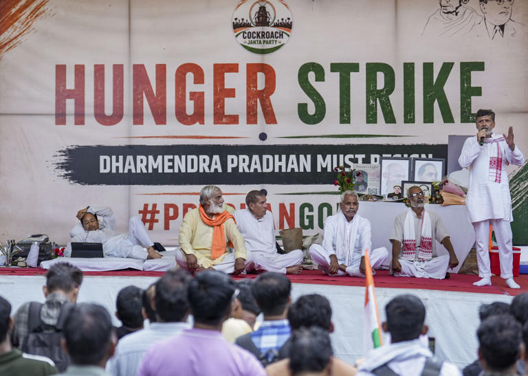 CJP protest Day 16: Wangchuk says 7,000 joined rally, Dipke to attend stir in Maharashtra