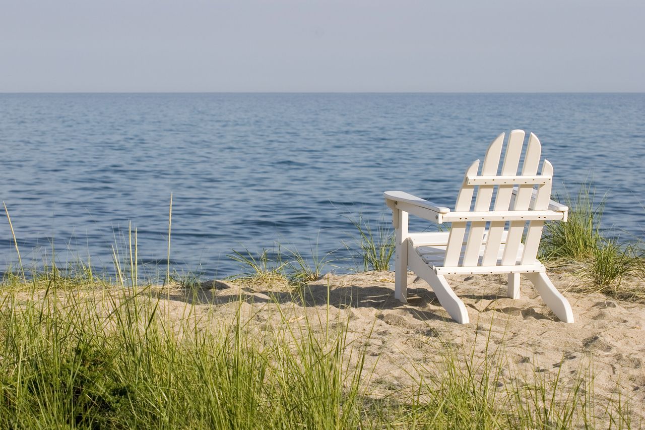 Millions of people are aging alone: What living single means for retirement taxes