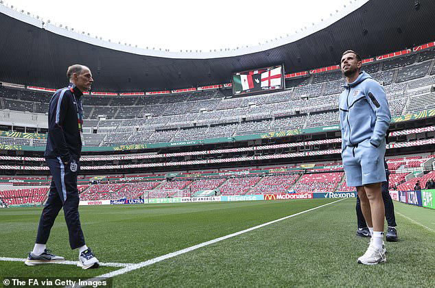 Kick-off in England's clash with Mexico is delayed by thunderstorms
