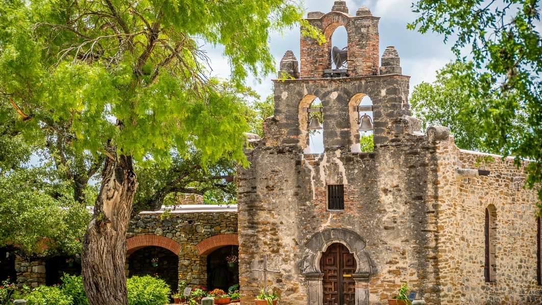 Seven Hidden Texas Towns and Scenic Escapes