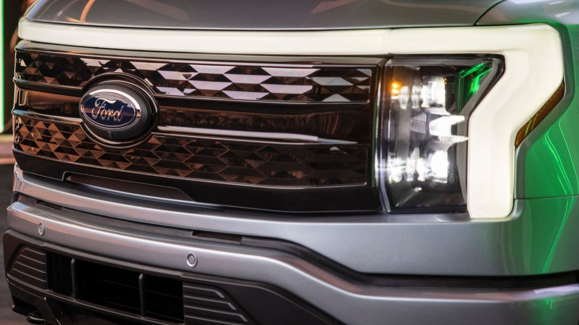 After 234,000 battle-scarred miles, this F-150 Lightning is ready for ...