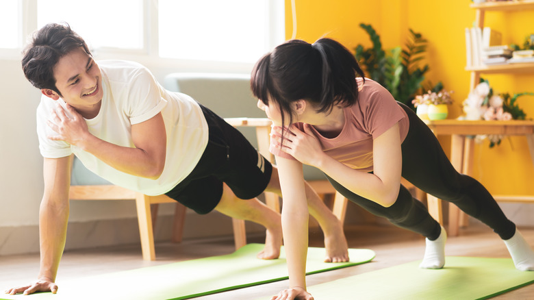 Everything beginners should know before strength training