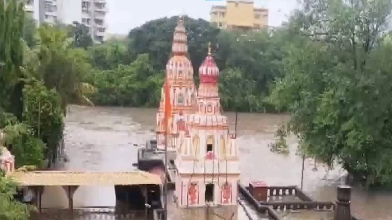 Maharashtra rains: Pawana River floods temple, IMD issues red alert