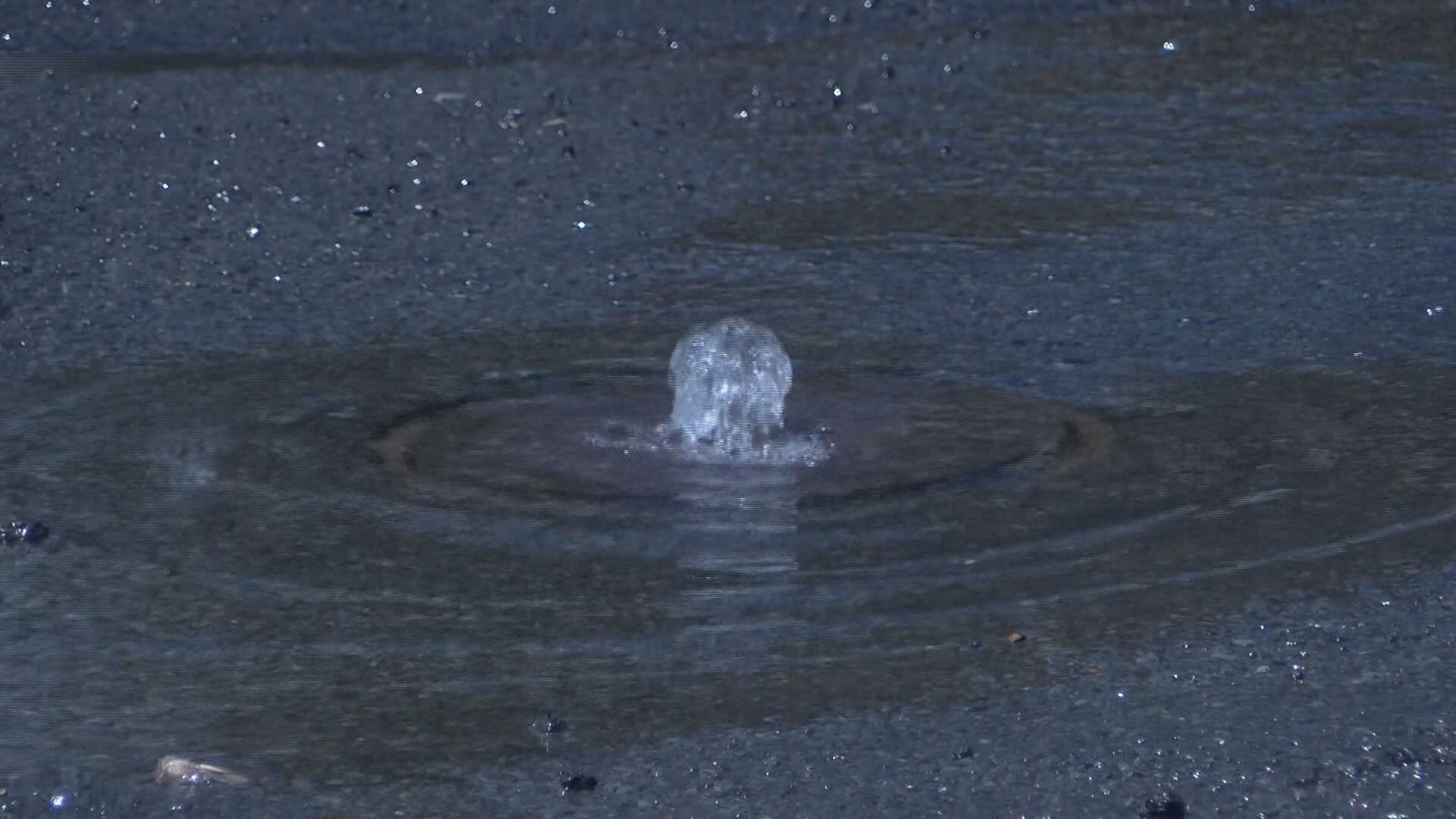 BWS crews work to repair 8-inch water main break in Moanalua