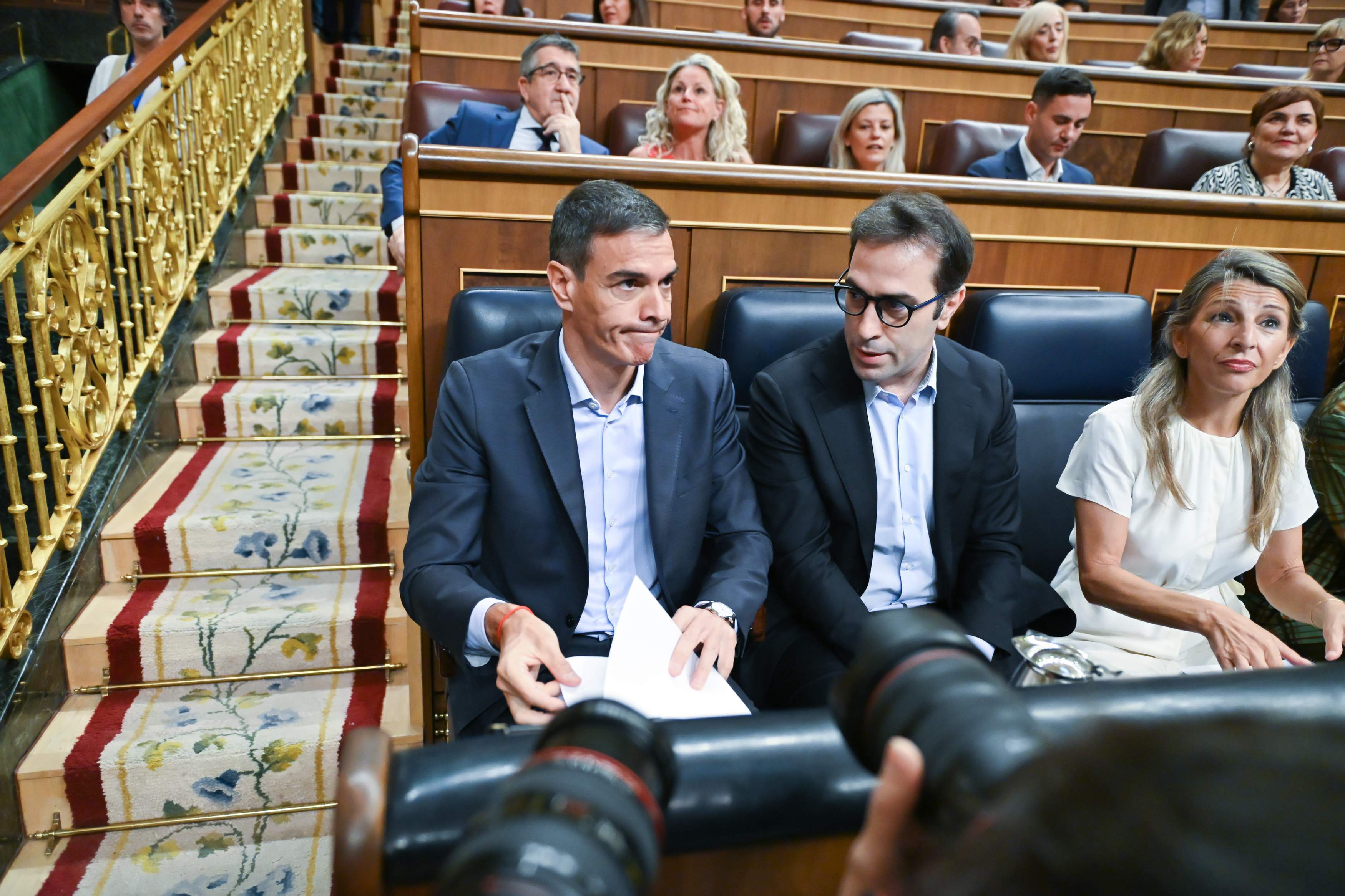 El PSOE podría caer por debajo de 100 escaños y la suma de PP y Vox ...
