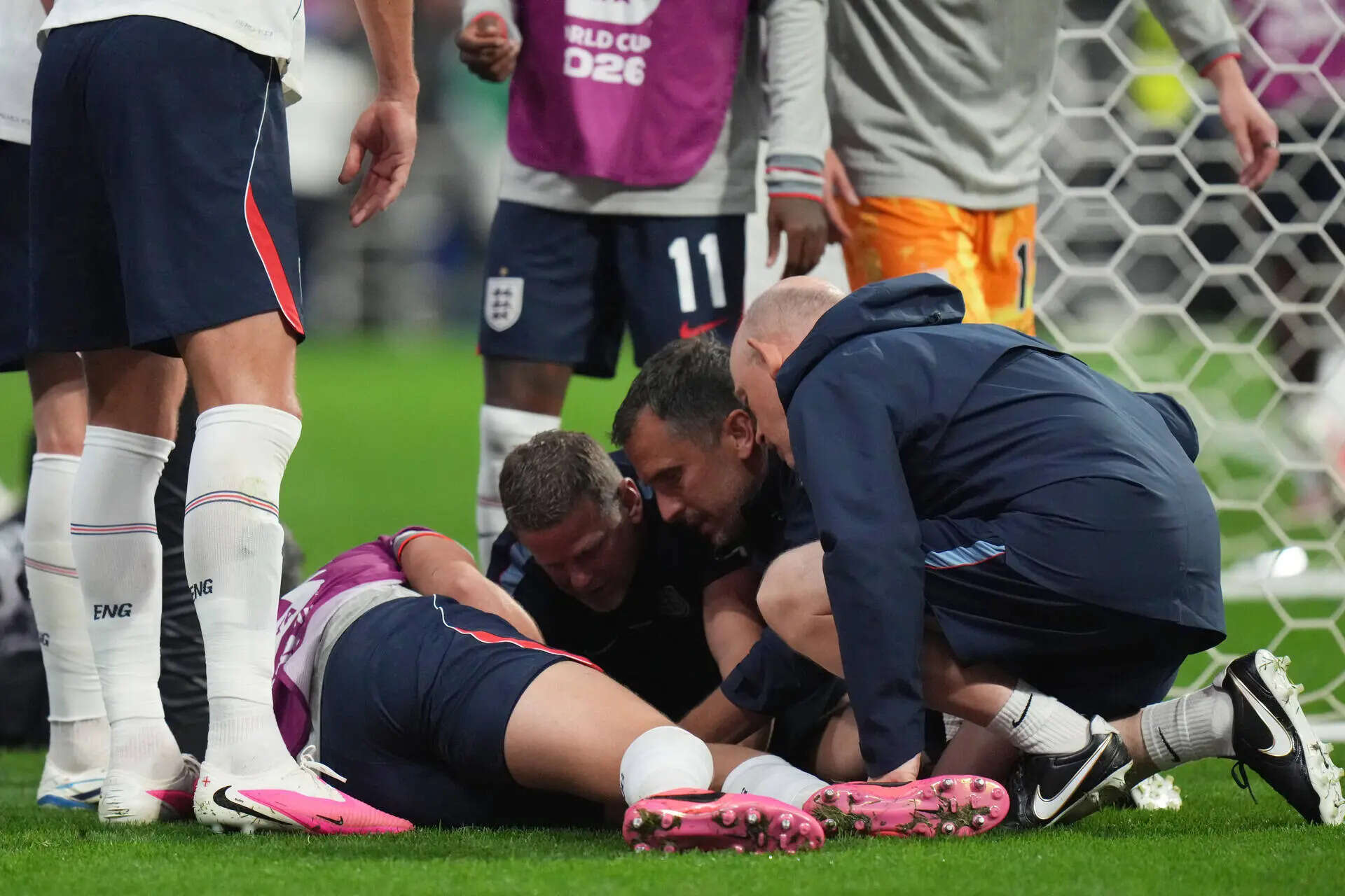 FIFA World Cup: Freak celebration injury! England's Jordan Henderson ...
